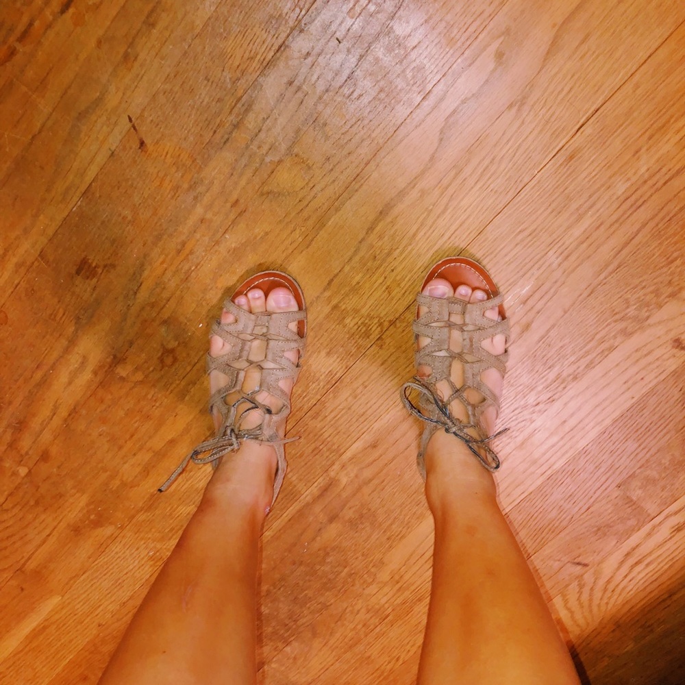 Sandals - Picture 2 of 3